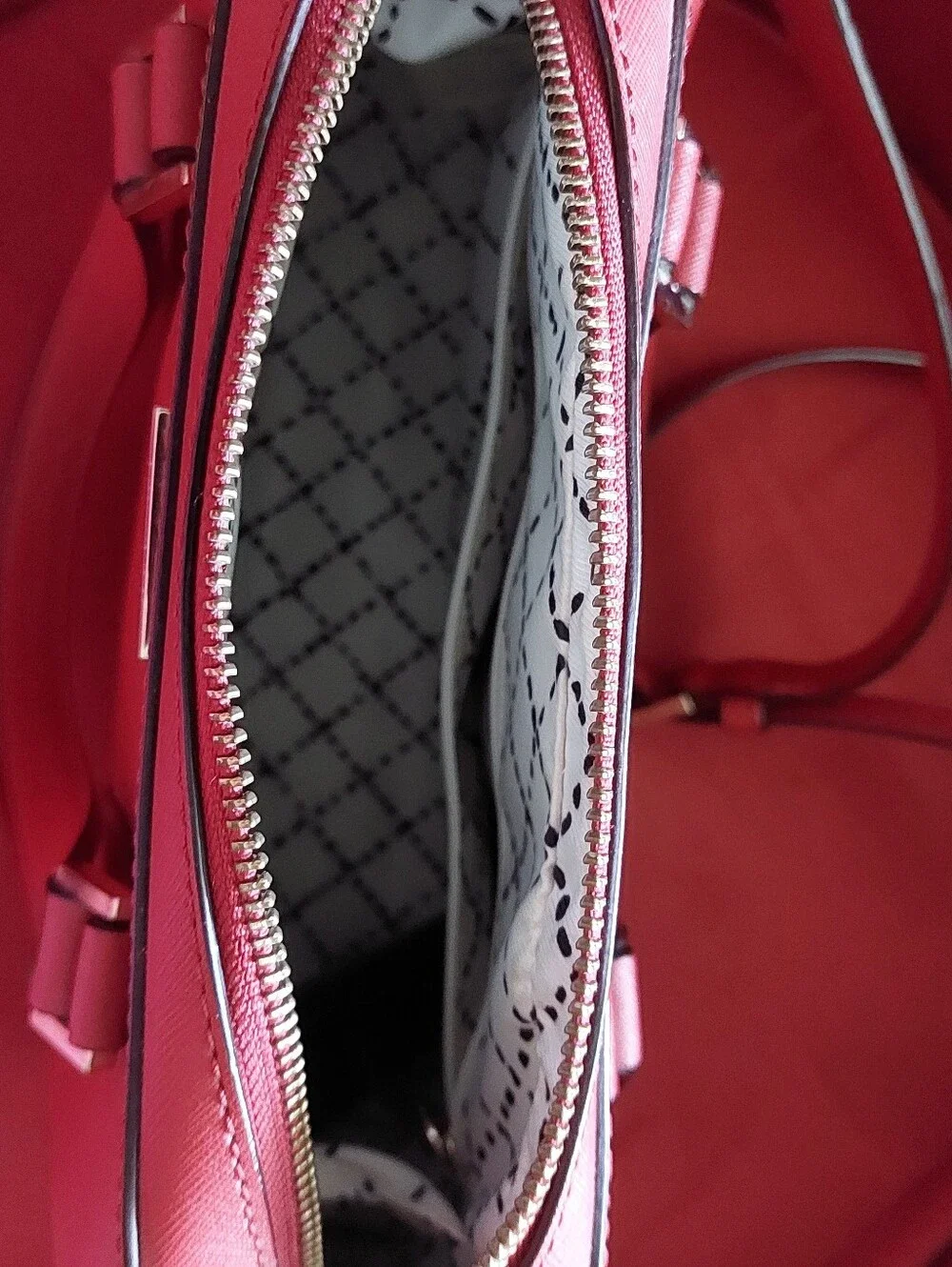 kate Spade-Felix Satchel. Red.